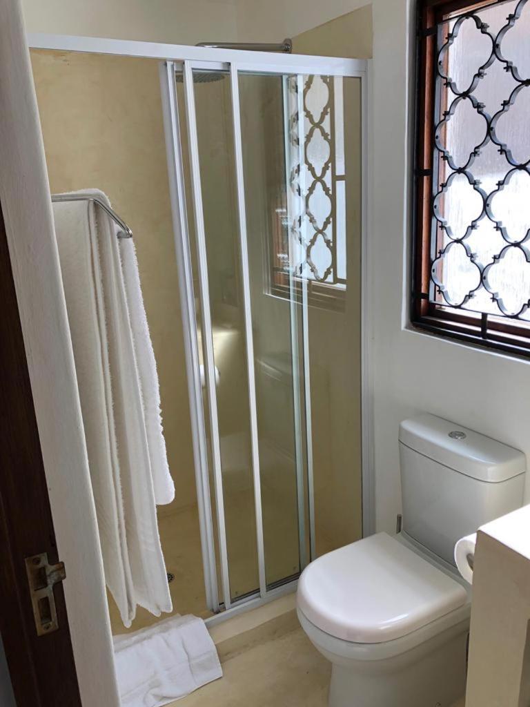 קייפטאון Tudor Hotel מראה חיצוני תמונה